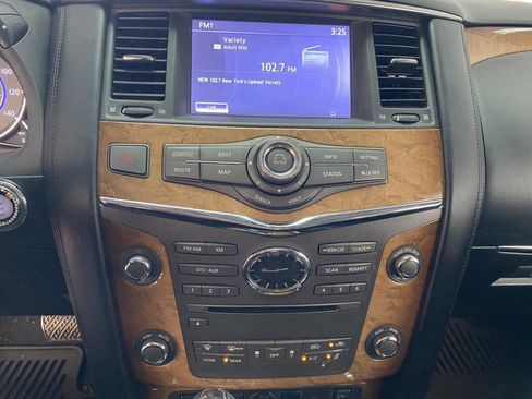 Used 2014 INFINITI QX80 4WD w/ Theater Package image 28