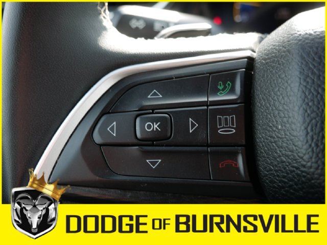Used 2024 Jeep Grand Cherokee L Laredo AWD/4WD image 25