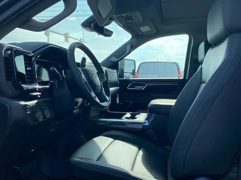 New 2026 Chevrolet Silverado 2500 LTZ w/ LTZ Premium Package image 13