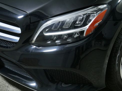 Used 2019 Mercedes-Benz C 300 4MATIC Sedan image 16