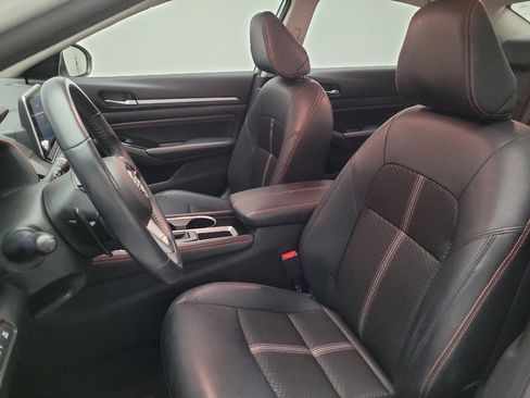 Used 2023 Nissan Altima 2.5 SR FWD image 17