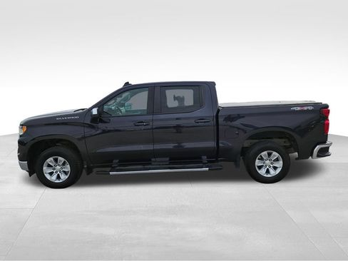 Used 2023 Chevrolet Silverado 1500 LT AWD/4WD image 10