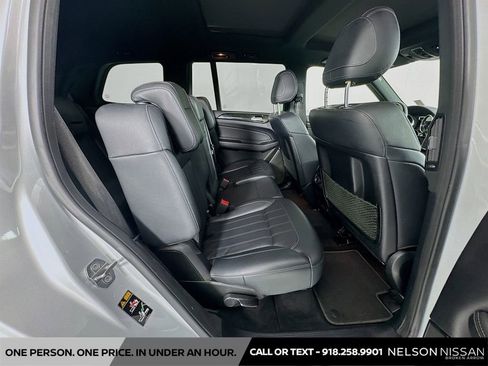 Used 2019 Mercedes-Benz GLS 450 4MATIC image 29
