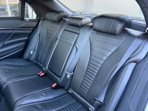 Used 2019 Mercedes-Benz S 560 Sedan image 15