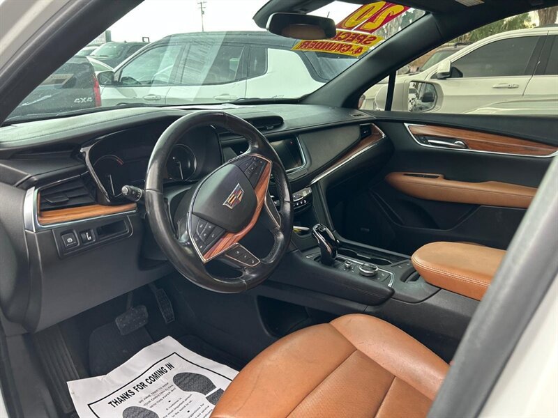 Used 2020 Cadillac XT5 Premium Luxury FWD image 19