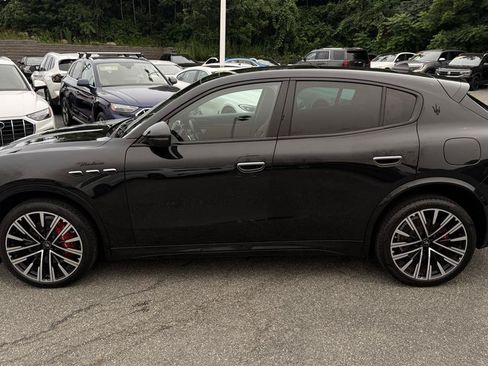 Used 2023 Maserati Grecale Modena AWD/4WD image 12