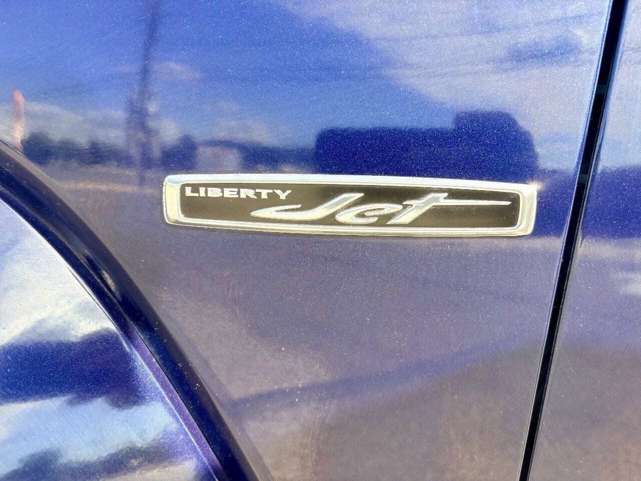 Used 2012 Jeep Liberty Limited Jet w/ Comfort/Convenience Group AWD/4WD image 34