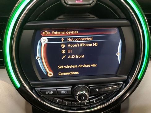 Used 2017 MINI Cooper Convertible image 27