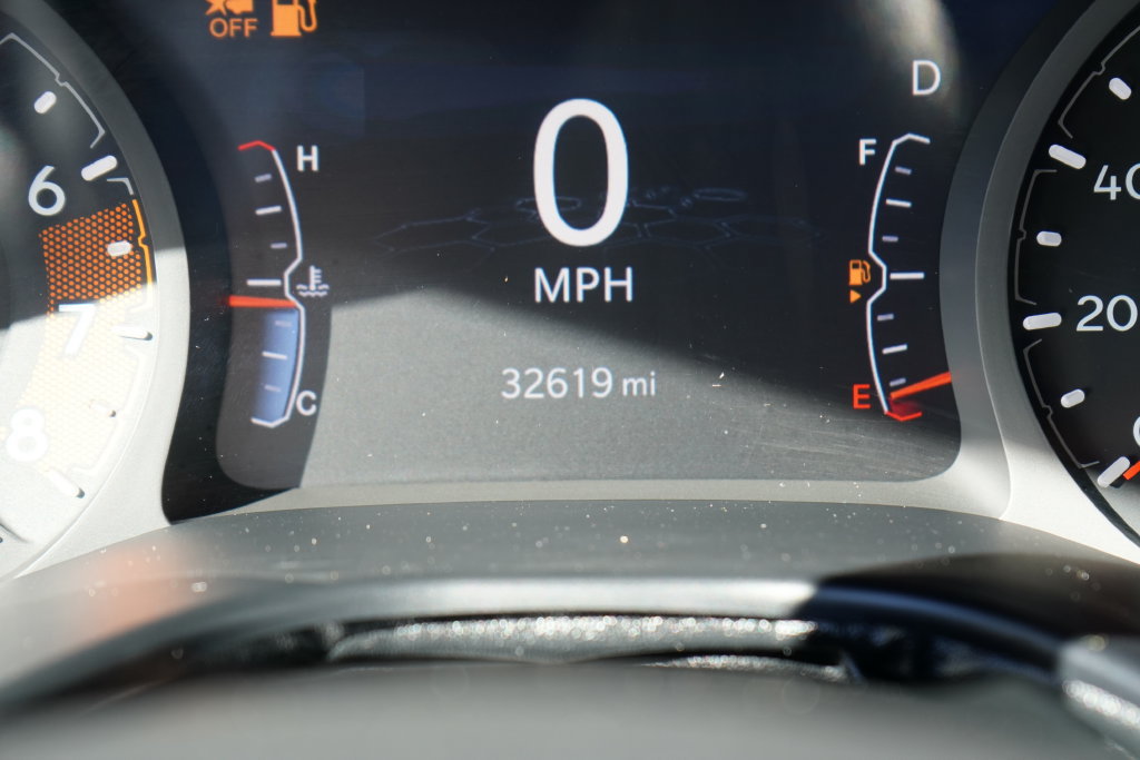 Used 2023 Jeep Compass Latitude w/ Sun and Sound Group AWD/4WD image 20