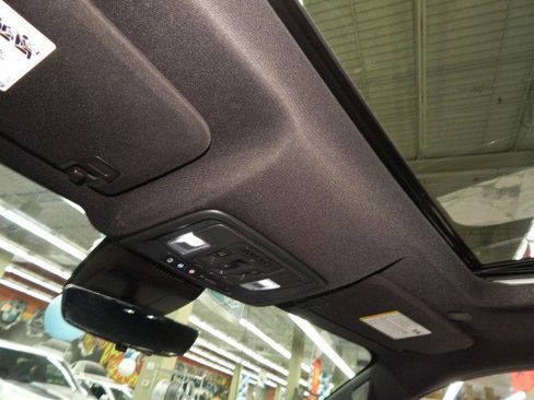 Used 2025 Chevrolet Silverado 2500 High Country w/ High Country Premium Package image 29