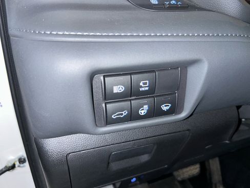 Used 2022 Toyota Highlander Platinum image 26