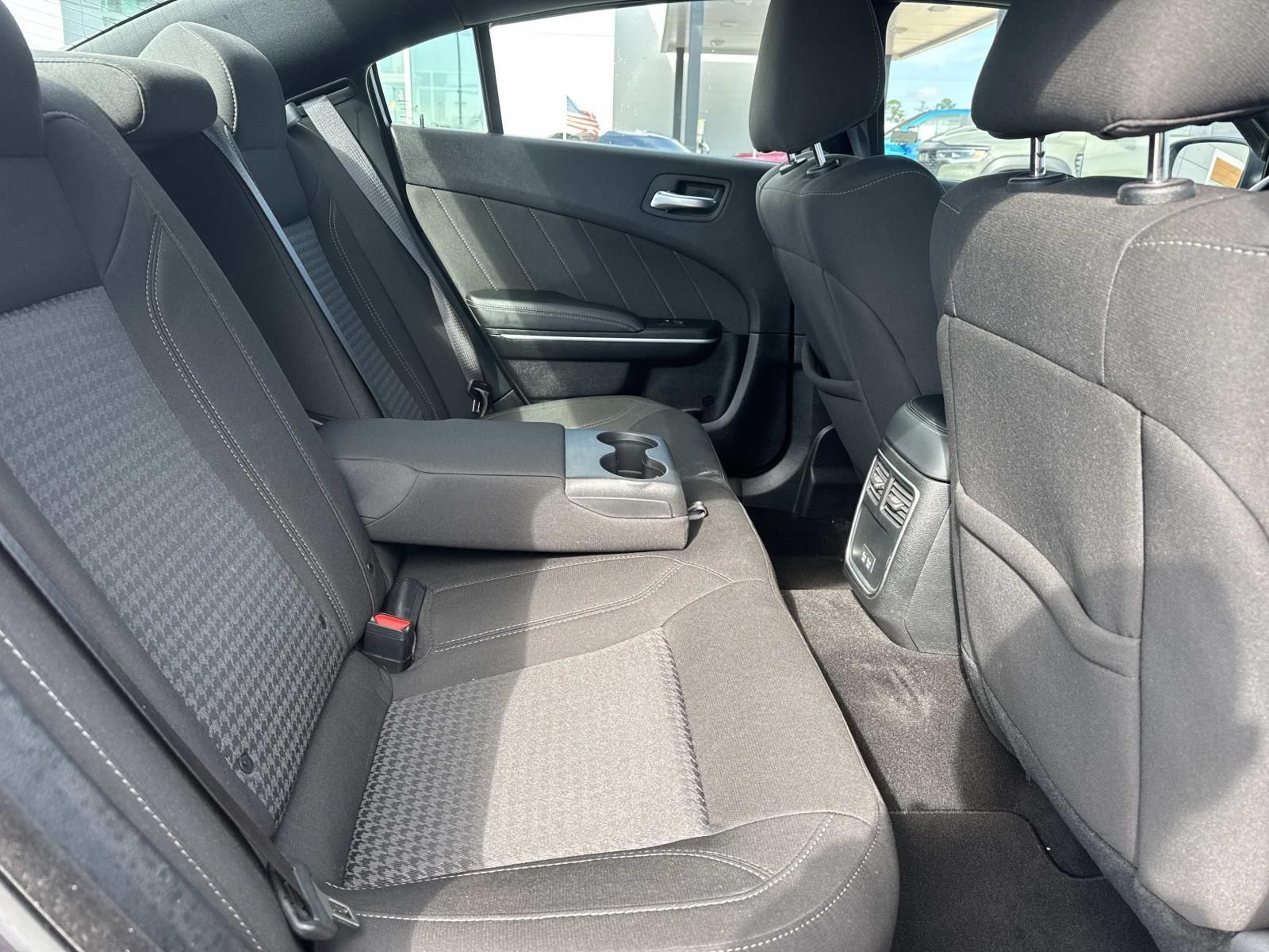 Used 2023 Dodge Charger SXT RWD image 9