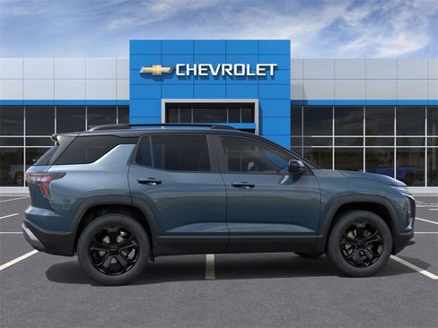 New 2026 Chevrolet Equinox LT w/ Midnight Edition image 5