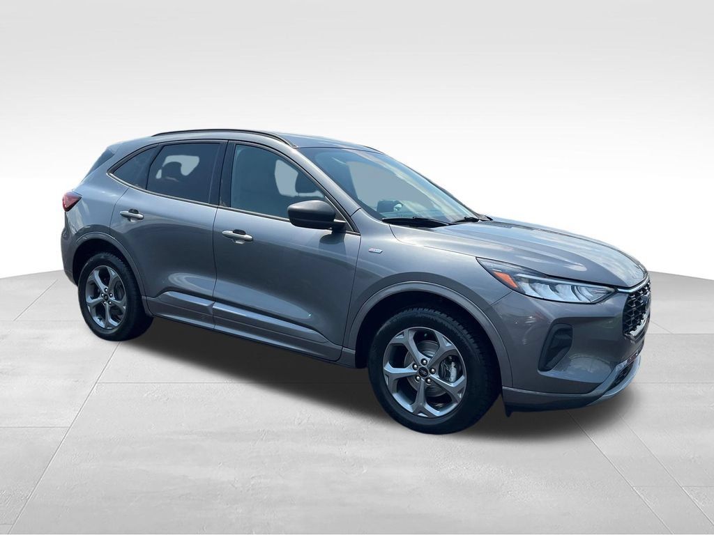 Used 2023 Ford Escape ST-Line AWD/4WD image 7