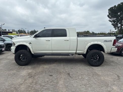 Used 2018 RAM 2500 Laramie AWD/4WD image 4