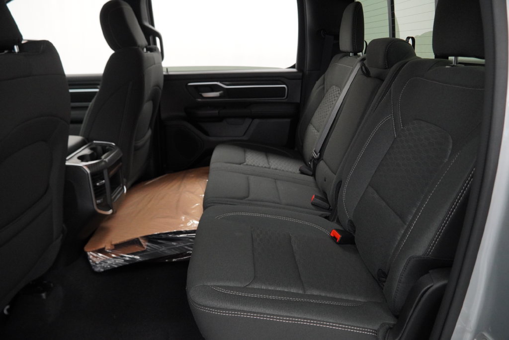 New 2026 RAM 1500 Big Horn w/ Night Edition AWD/4WD image 5