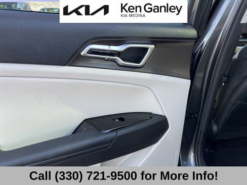 Certified 2025 Kia Sportage EX w/ Premium Package image 49