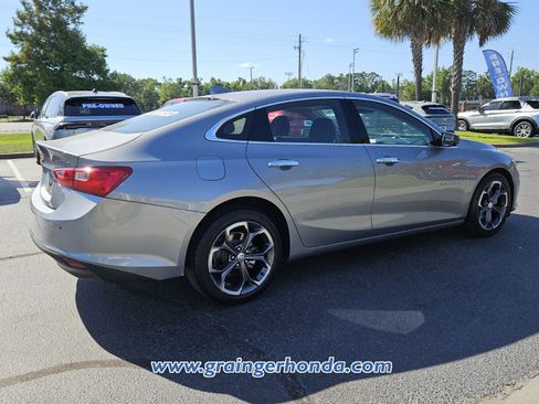 Used 2025 Chevrolet Malibu LT FWD image 5