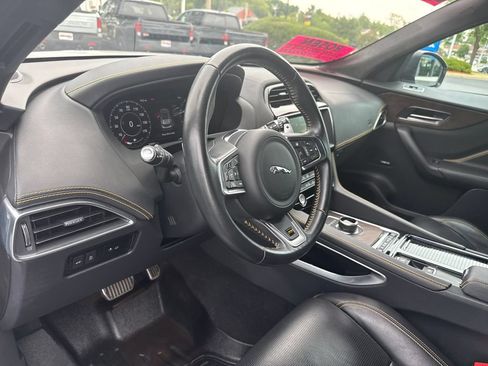 Used 2020 Jaguar F-PACE 300 Sport AWD/4WD image 15