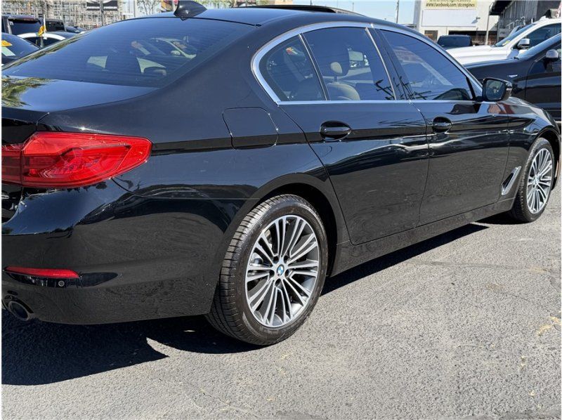 Used 2020 BMW 530i w/ Premium Package RWD image 48