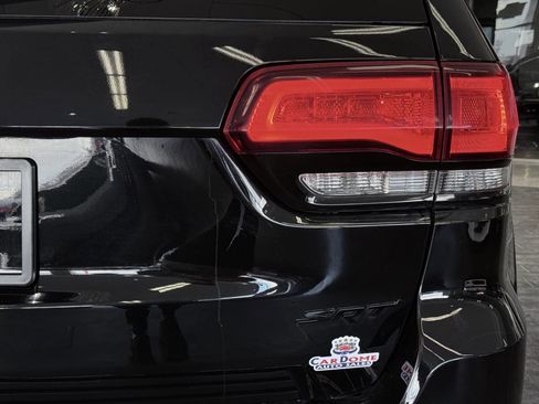 Used 2020 Jeep Grand Cherokee SRT image 15