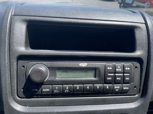 Used 2016 RAM ProMaster 1500 FWD image 4