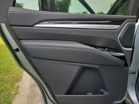 New 2025 Cadillac Escalade Premium Luxury image 20