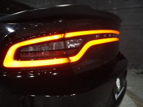 Used 2019 Dodge Charger SXT w/ Blacktop Package RWD image 7