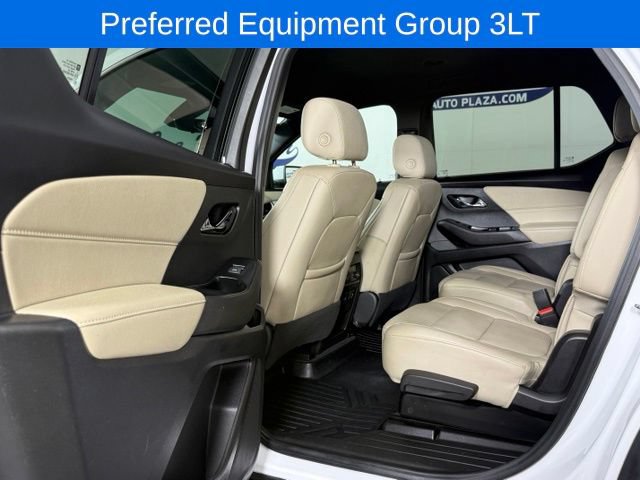 Used 2023 Chevrolet Traverse LT w/ LT Premium Package AWD/4WD image 12