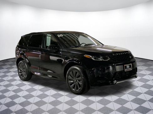 Used 2025 Land Rover Discovery Sport S AWD/4WD image 7