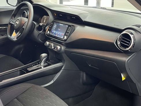 Used 2024 Nissan Kicks SV image 23