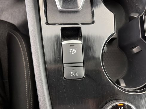 Used 2025 Nissan Rogue SV AWD/4WD image 26