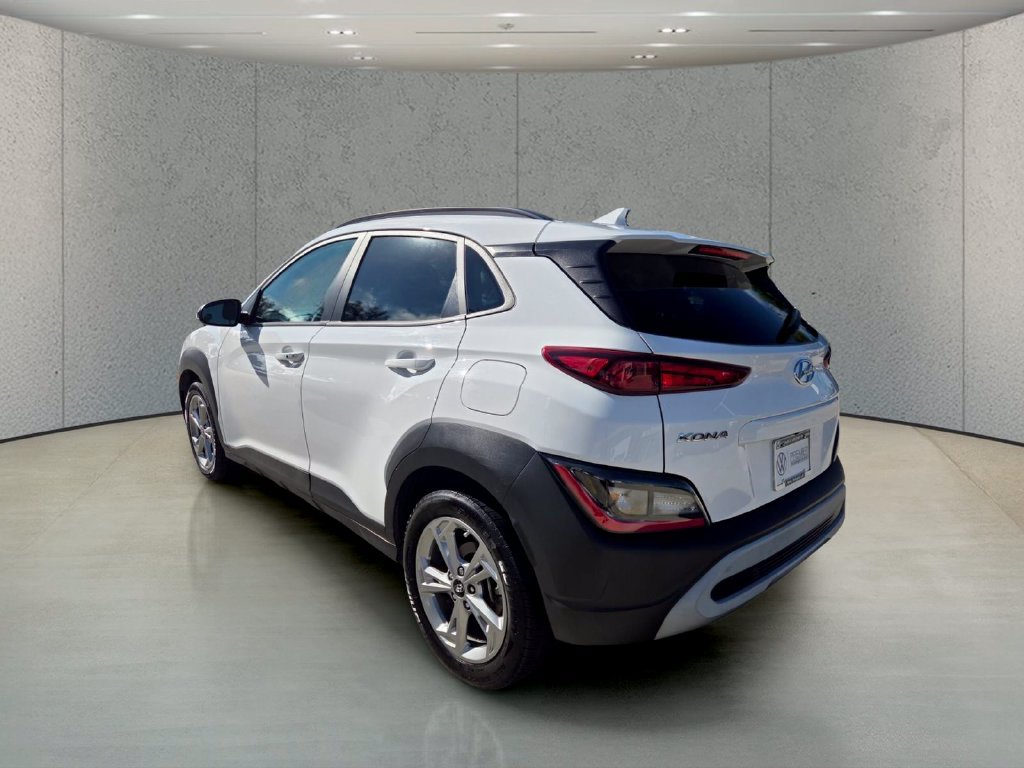 Used 2023 Hyundai Kona SEL w/ Cargo Package FWD image 3