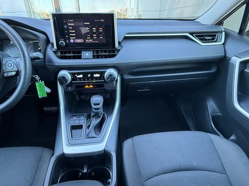 Used 2023 Toyota RAV4 LE image 23