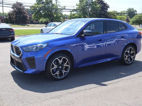 Used 2025 BMW X2 M35i AWD/4WD image 2