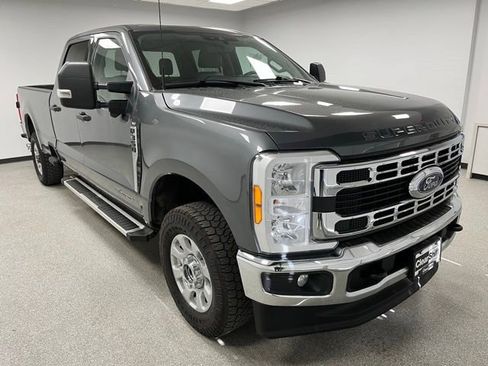Used 2023 Ford F350 XLT w/ 360-Degree Camera Package AWD/4WD image 2