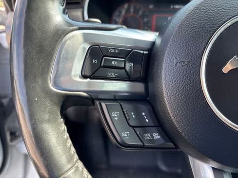 Used 2022 Ford Mustang GT Premium w/ GT Performance Package RWD image 11
