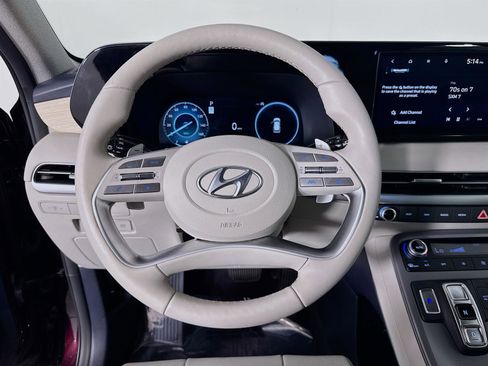 Used 2024 Hyundai Palisade Limited image 12
