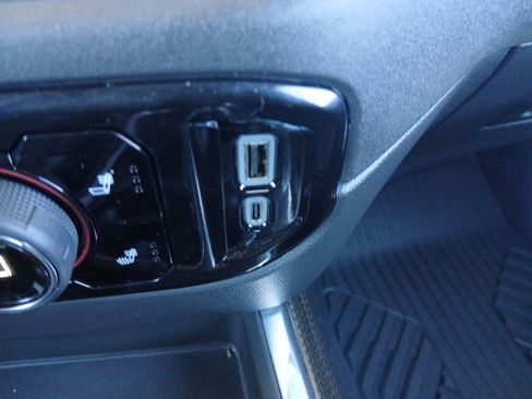 Used 2025 Chevrolet Silverado 1500 LT Trail Boss w/ Convenience Package II image 5