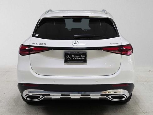 Certified 2026 Mercedes-Benz GLC 300 4MATIC image 4