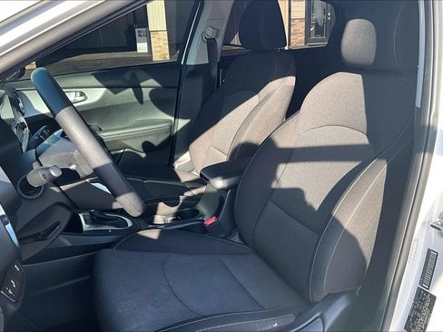 Used 2023 Kia Forte LXS w/ LXS Technology Package FWD image 25