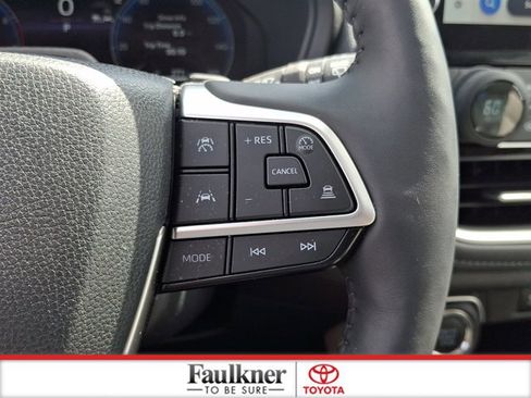Certified 2025 Toyota Grand Highlander AWD image 23