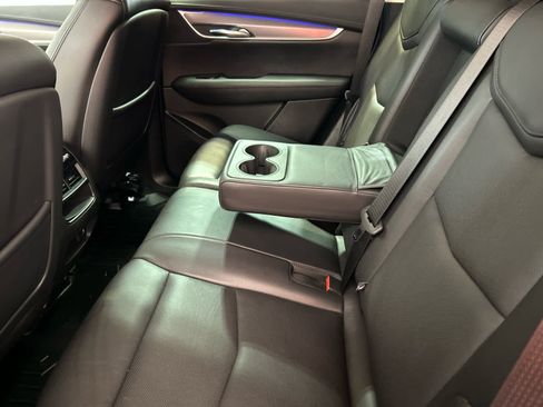 Used 2019 Cadillac XT5 Premium Luxury AWD/4WD image 5