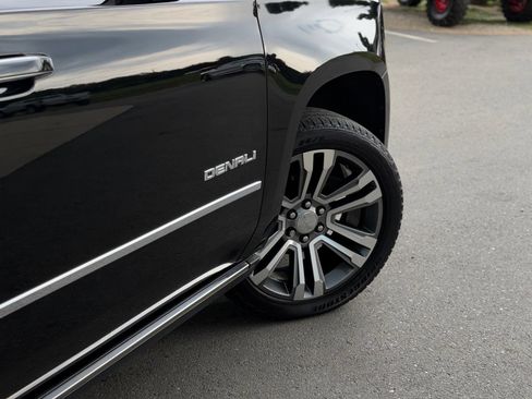 Used 2019 GMC Yukon XL Denali w/ Denali Ultimate Package RWD image 7