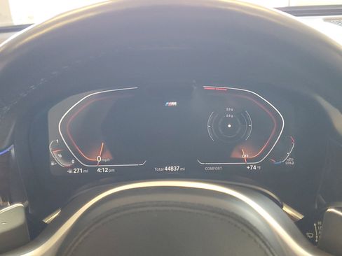 Used 2022 BMW 750i xDrive w/ Executive Package image 15