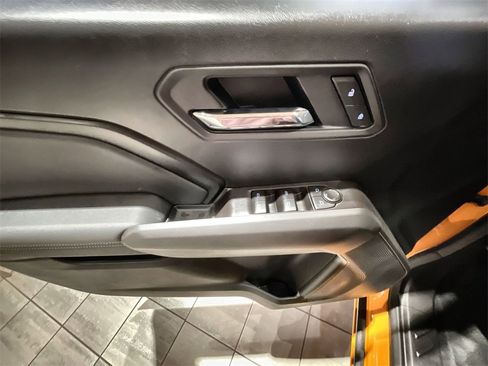 Used 2026 Chevrolet Colorado LT image 7