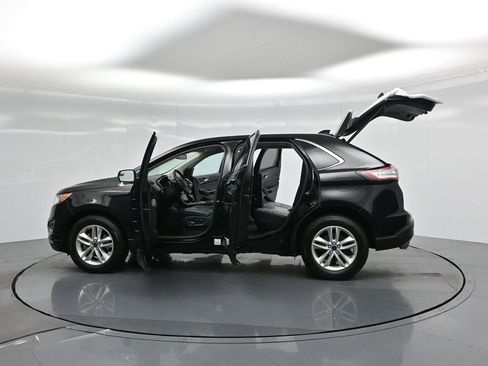 Used 2016 Ford Edge SEL image 32
