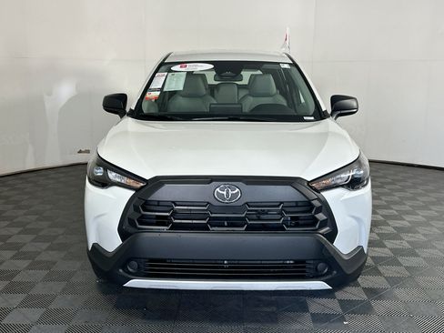 Certified 2026 Toyota Corolla Cross L FWD image 8