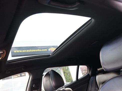 Used 2021 Kia Stinger GT2 image 29