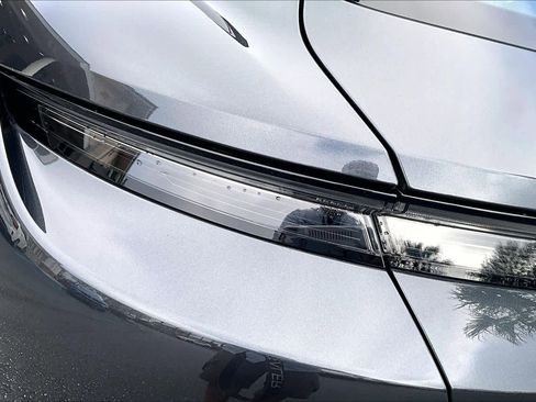 Used 2022 Porsche Taycan 4 Cross Turismo image 28